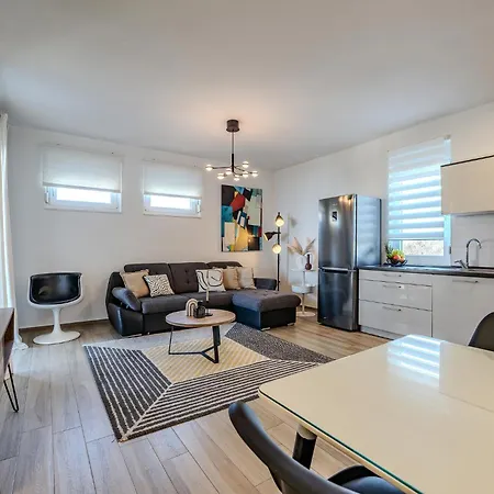 Luxury Polo * Bibinje