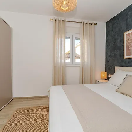 Luxury Polo * Bibinje