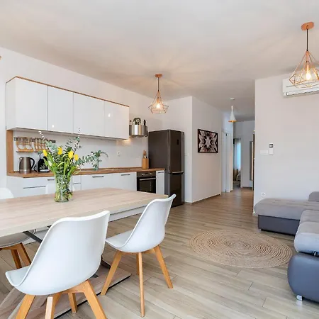 Luxury Polo * Bibinje