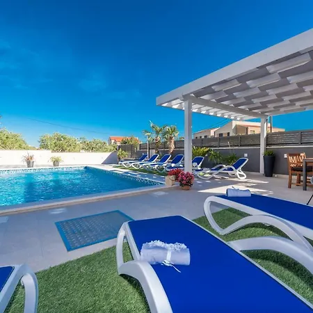 Luxury Polo * Bibinje