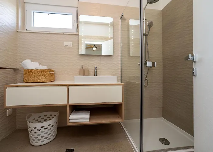 Luxury Polo Lejlighed Bibinje