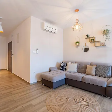 Apartment Luxury Polo *