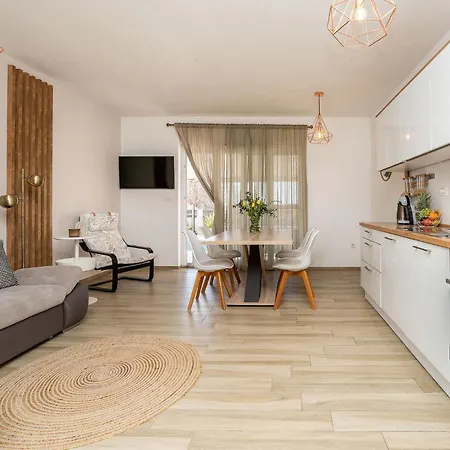 Apartment Luxury Polo Bibinje